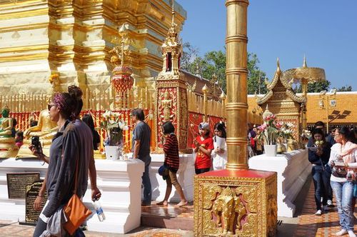 飞飞东南亚-泰国-清迈-第二天-双龙寺(素帖寺wat phra doi suthep)